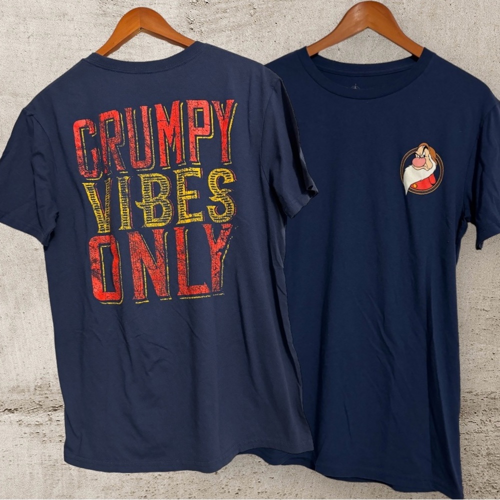 Disney Grumpy Vibes Only Snow White Tee - Medium